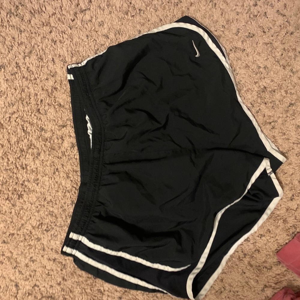Black Nike shorts